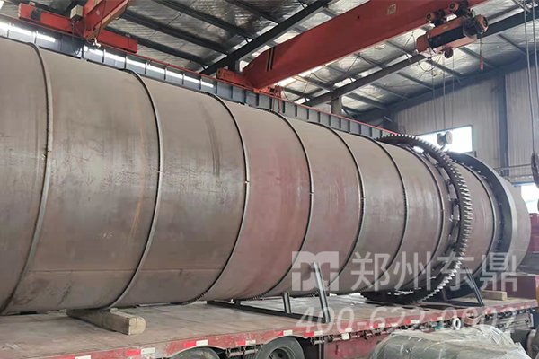 內蒙古達旗煤泥烘干機裝車發貨