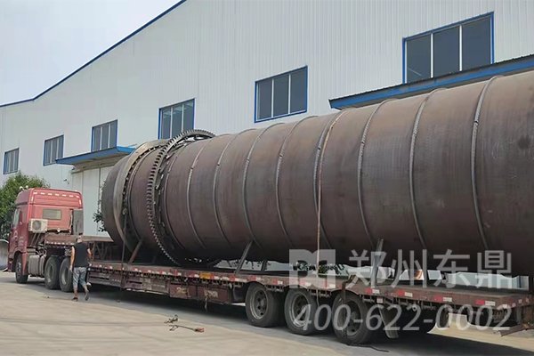 內蒙古達旗煤泥烘干機設備裝車發貨